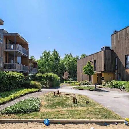 아파트 Stor Med 4 Soverom,stor Terrasse Og Hage *